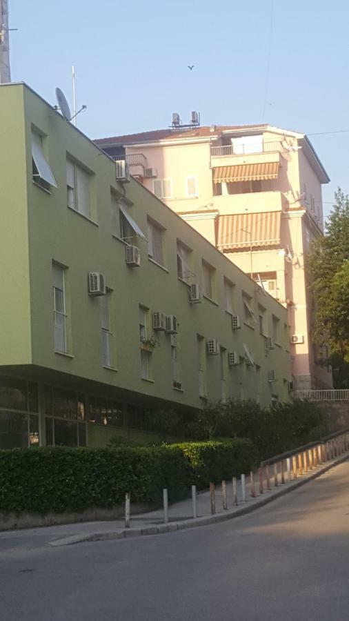 Apartment In Centre For 6 Split Exterior foto
